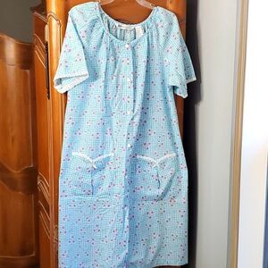 Women’s Light Blue Floral Short-Sleeve Nightgown Robe
